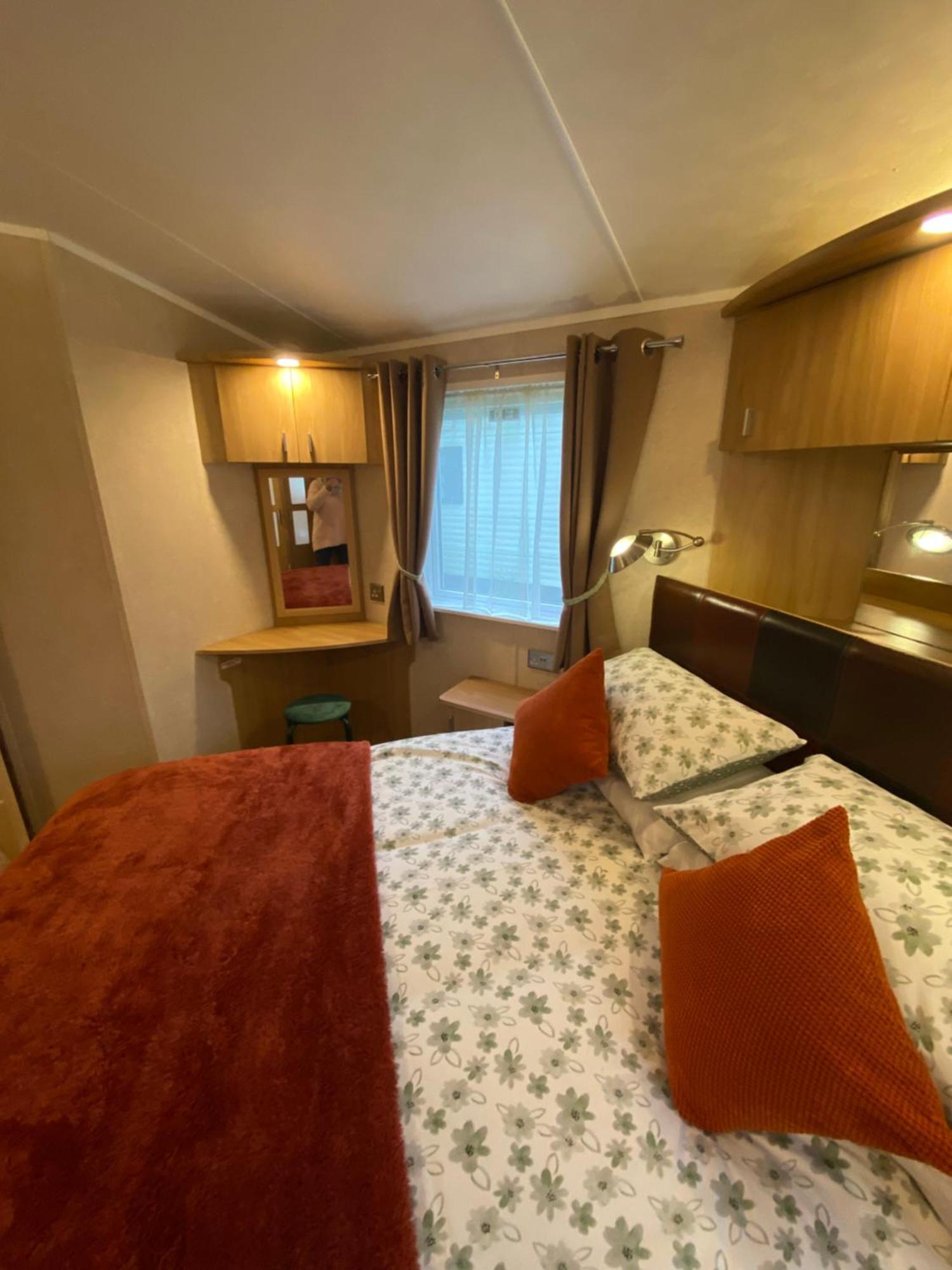 Red Squirrel Lodge Sandown Zewnętrze zdjęcie